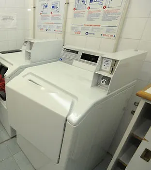 Hostal Bilbao Hostel