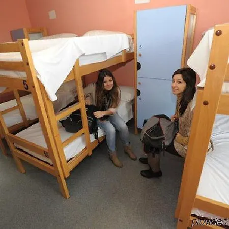 Bilbao Hostel Хостел Бильбао