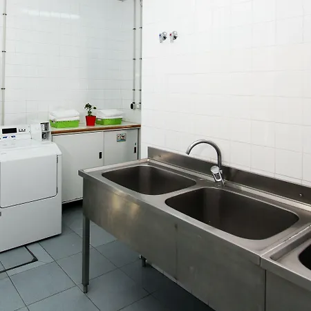 Хостел Bilbao Hostel *