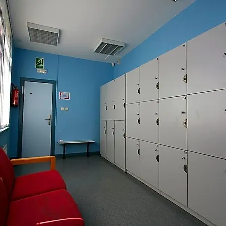 Bilbao Hostel Хостел
