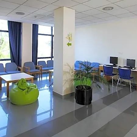 Bilbao Hostel *