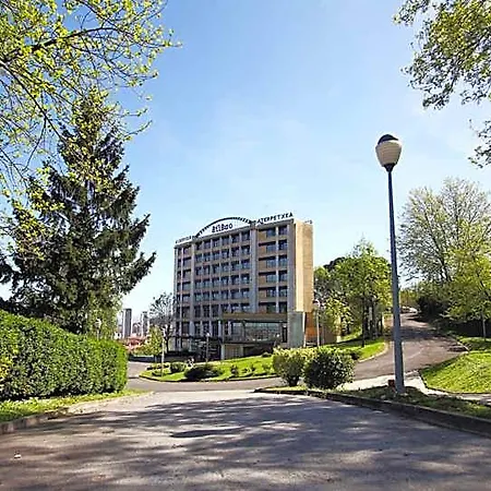 Bilbao Hostel * Бильбао