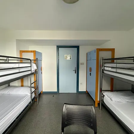 Bilbao Hostel Hostel *