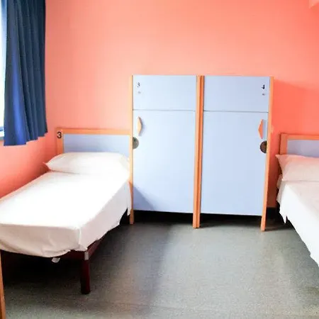 Bilbao Hostel *