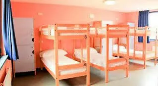 بيت شباب Bilbao Hostel *