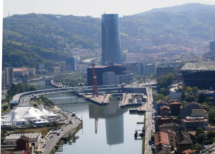 Albergue Bilbao Hostel *