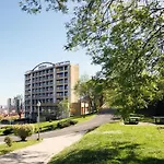Bilbao Hostel Хостел